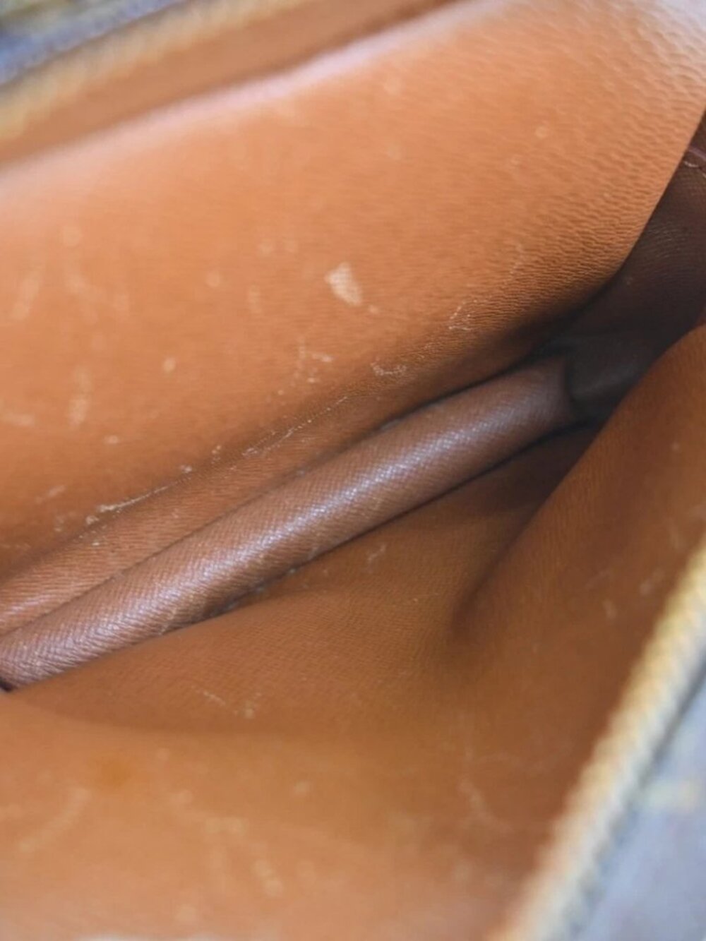 LOUIS VUITTON AMAZON CROSS BODY SHOULDER BAG - Picture 8 of 14